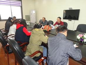 工運(yùn)探討：工會干部應(yīng)在推進(jìn)依法治國中彰顯作為