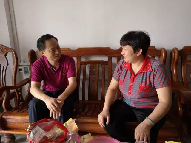 崇敬勞模，關(guān)愛走訪暖人心