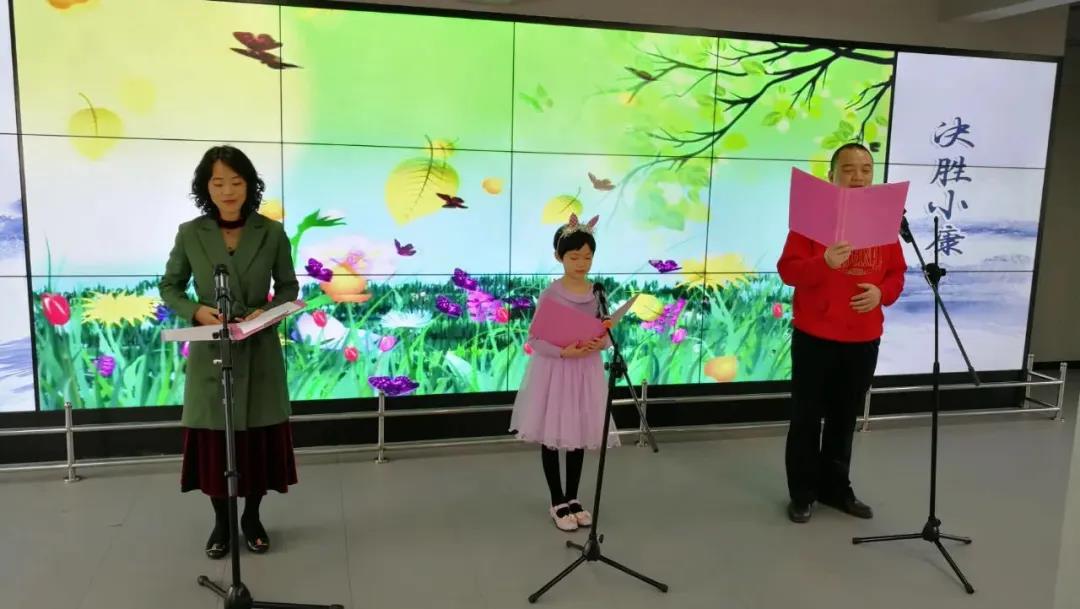 點(diǎn)燃閱讀熱情 共建書(shū)香梧州——市總工會(huì)開(kāi)展系列活動(dòng)迎接世界讀書(shū)日