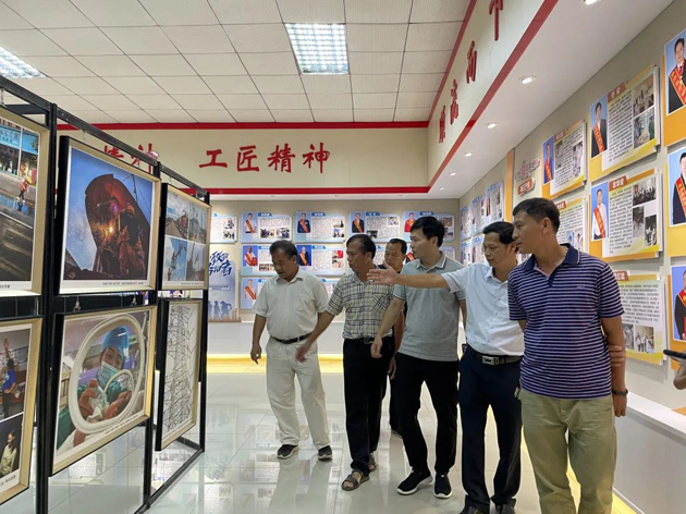 全市職工攝影展開幕，每一張都是超然大片