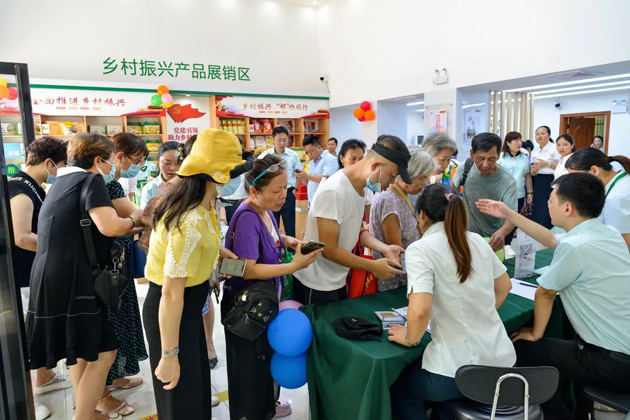 好消息！郵政鄉(xiāng)村振興產(chǎn)品展銷(xiāo)館正式啟動(dòng)