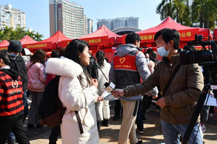 1月31日，梧州市大型戶外招聘活動繼續(xù)進(jìn)行丨“‘就’在梧州 前‘兔’似錦”春風(fēng)行動專項招聘會等你來