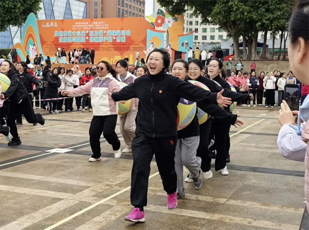 巾幗玫瑰展風采 勇創(chuàng)佳績慶“三八”丨市總工會女職工參加市十三屆“她力量”趣味運動會取得好成績